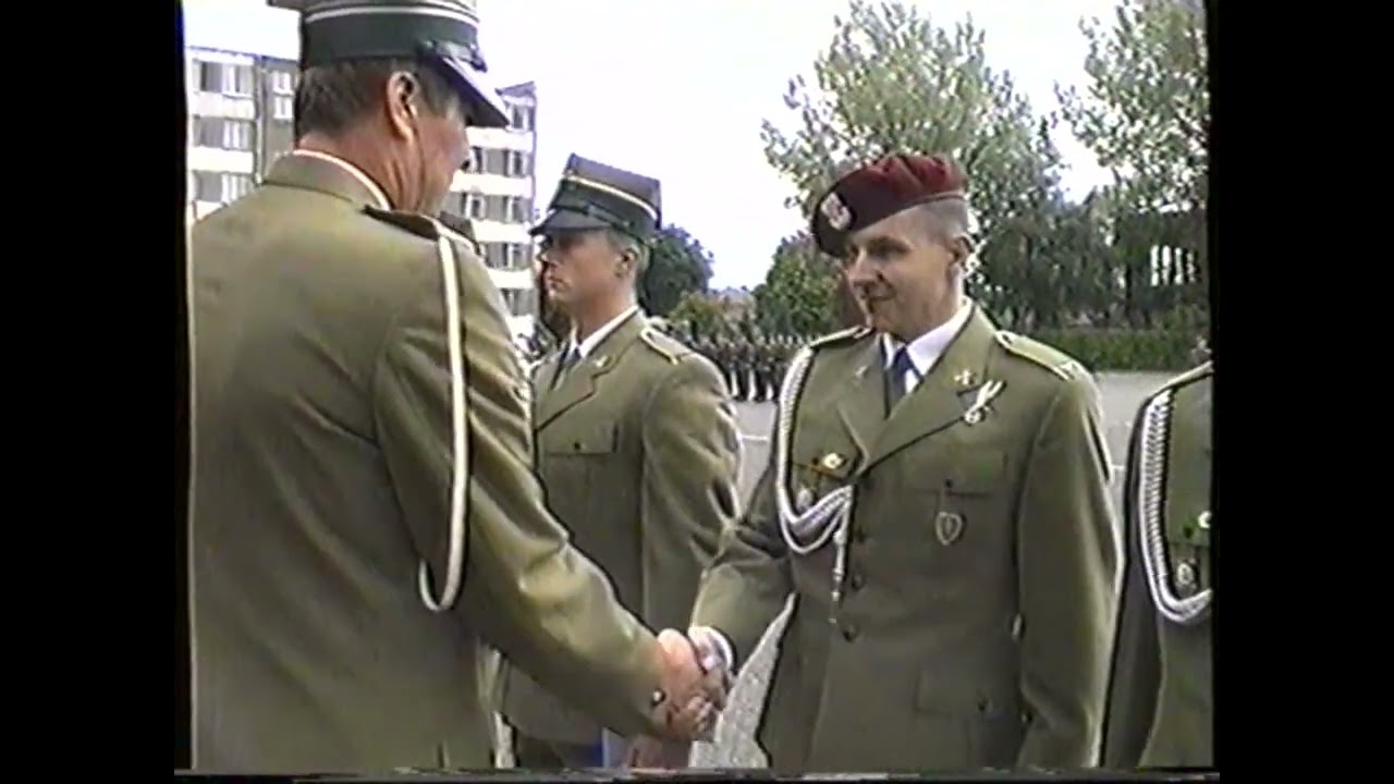 Koszalin SChWOPL - 12 Promocja absolwentów - wręczenie dyplomów 1996