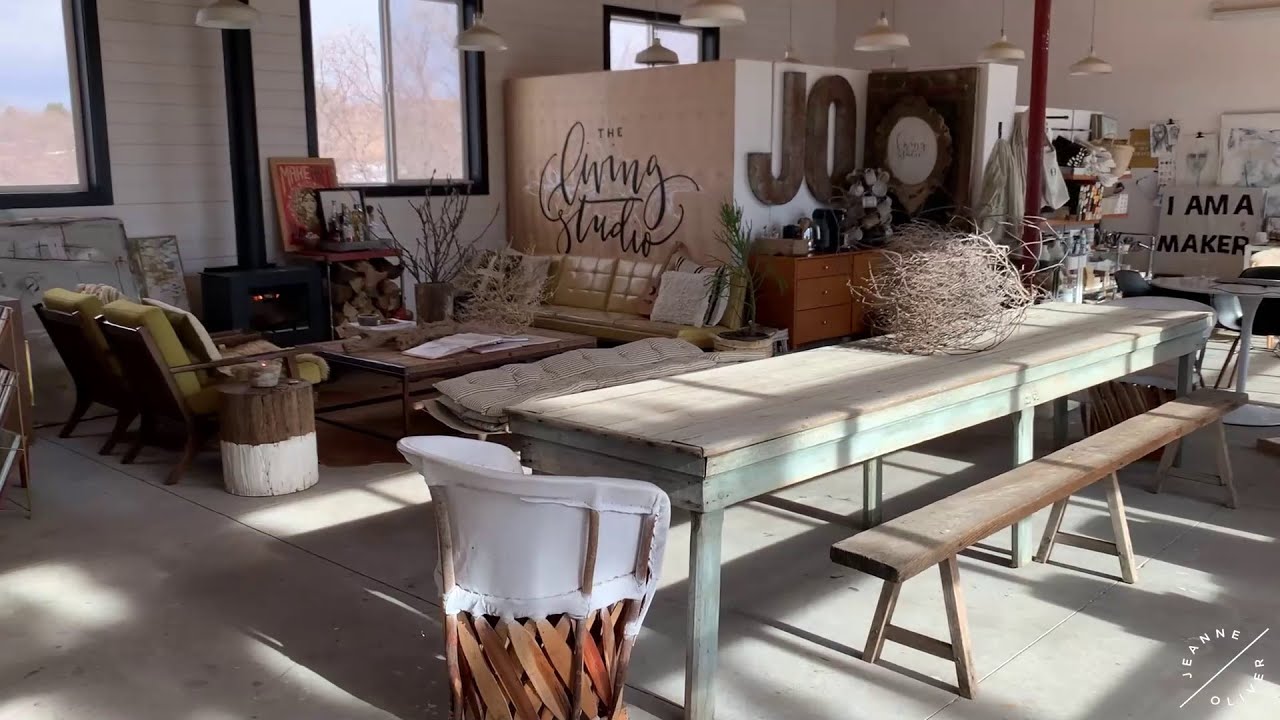 An Artist Studio: Jeanne Oliver