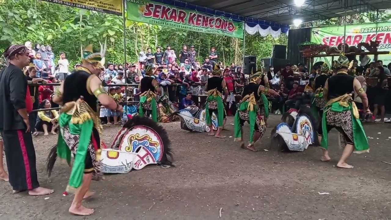 Jatilan Sekar Kencono babak putra bersama mas pawang Yakob Temuwuh kidul /RT.02/31,Sleman