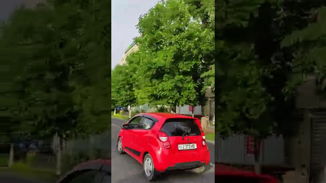 По улицам Ташкента. Узбекистан. Улица Нукуссукая. Streets of Tashkent. Nukus street. Uzbekistan.