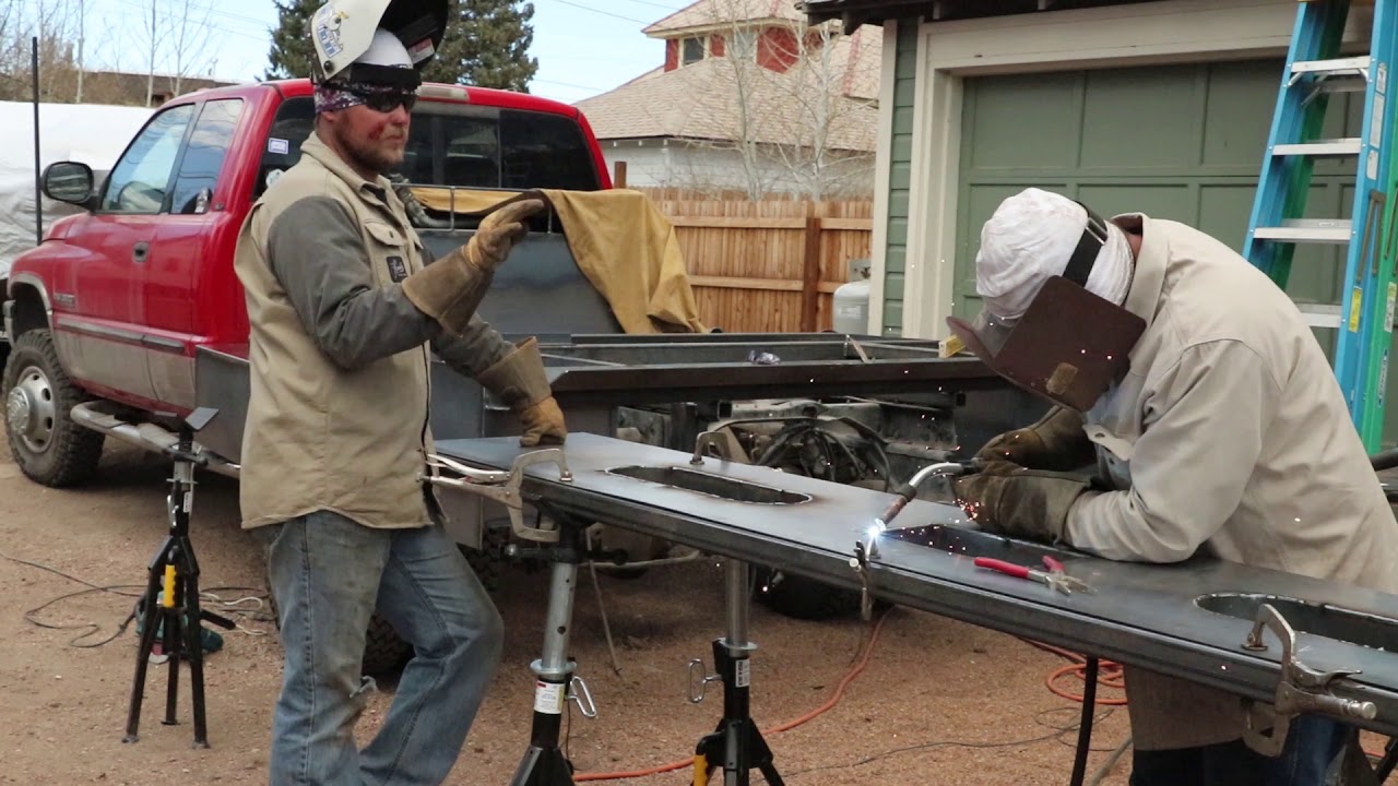 Pipeline Style Welding Bed Build Part 5 Building Tool Boxes and Laying Out TailBoard