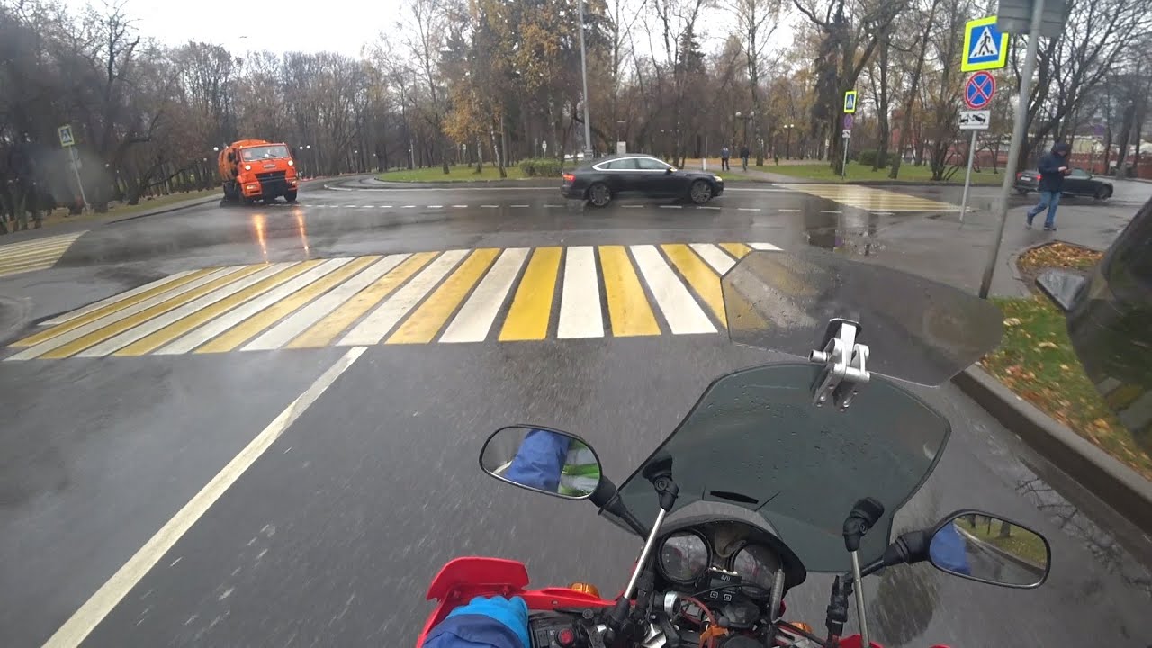 Bajaj Boxer в городе. Плюсы малокубатурника.