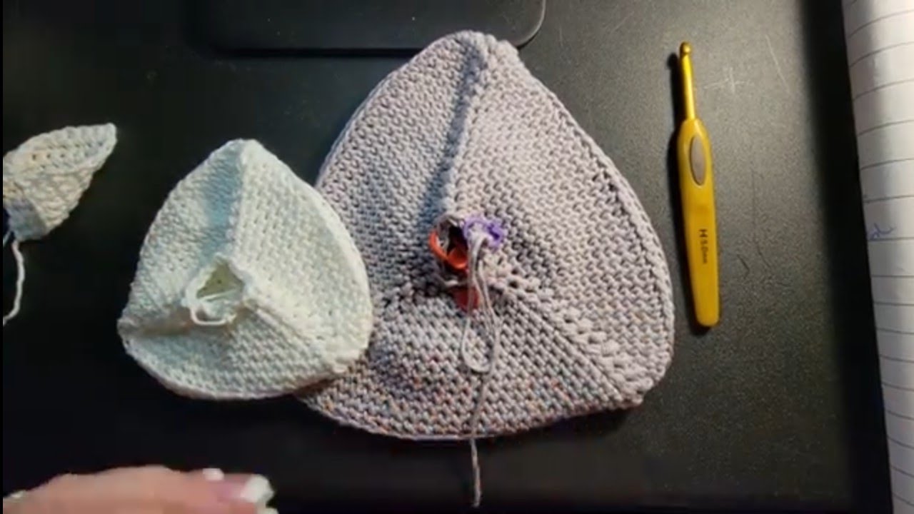 Crochet/Knitted Knockers breast prosthetic crochet tutorial.@wipandchain