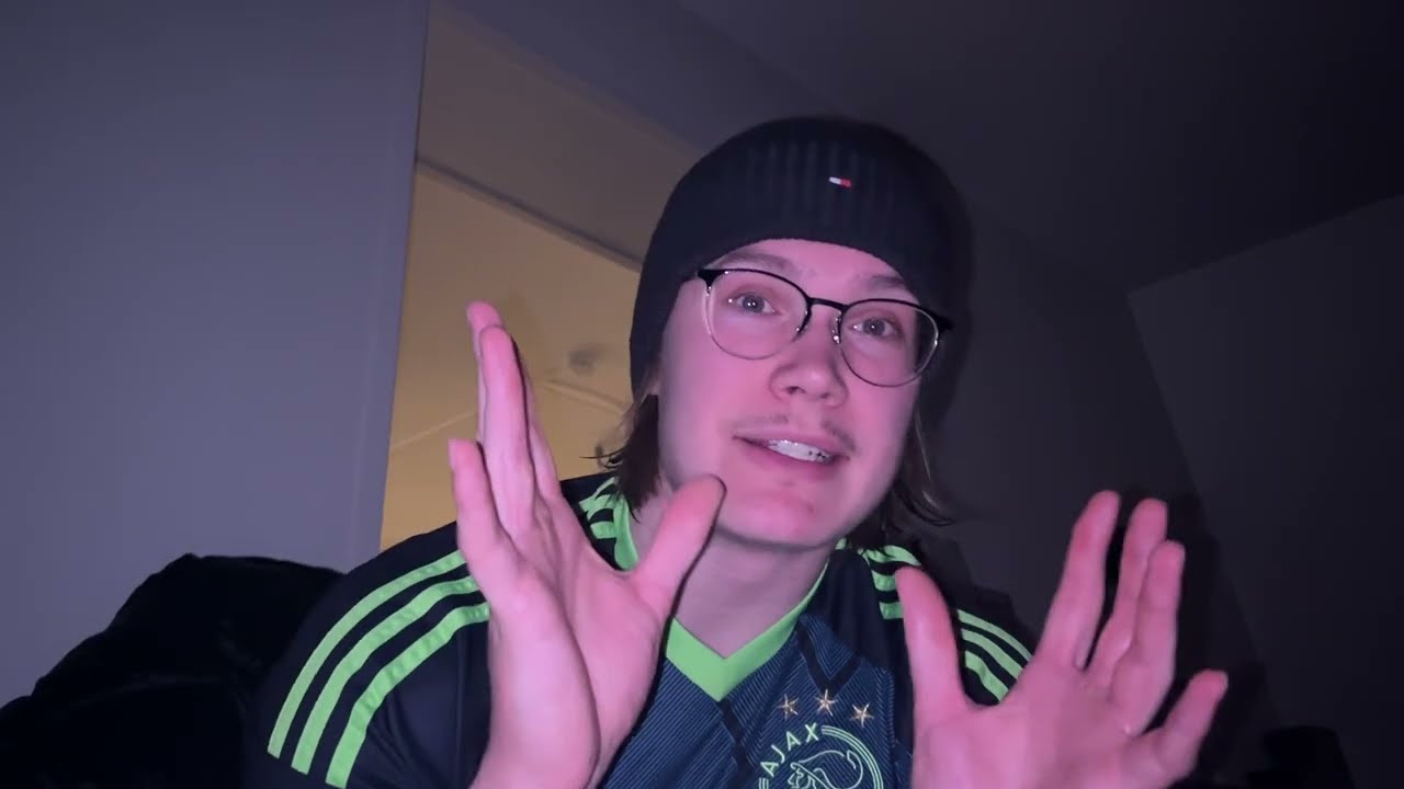 JALKAPALLON SUURIN PETTURI?!