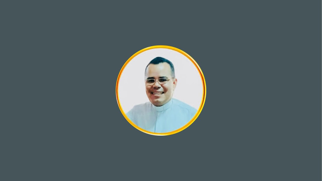 Padre Daniel Sarmiento Oñoro está en vivo