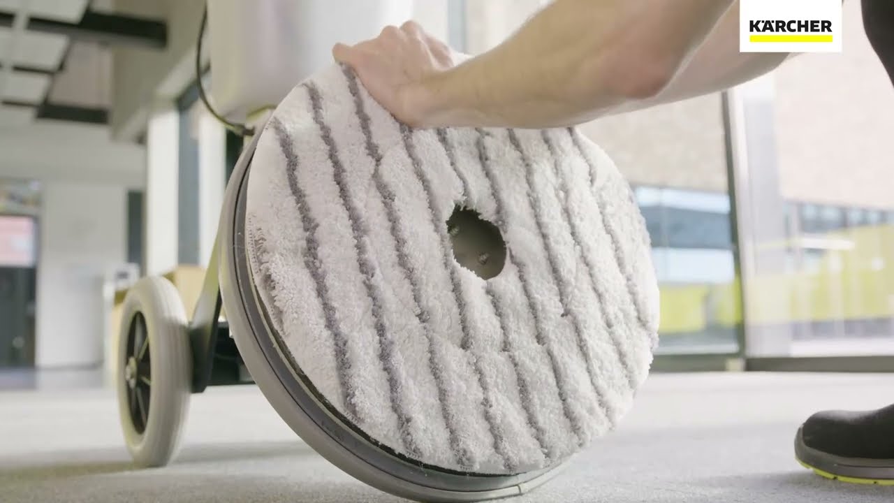 Comment nettoyer les tapis avec la monobrosse karcher BDS 43 Orbital C