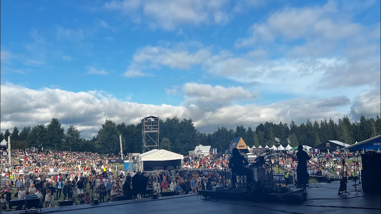 The Cavemen “ Bena” live in Finland