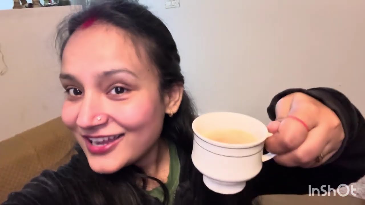 Mere लिए आये gift|Gayatri Bhatt