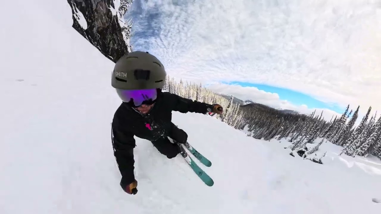 Revelstoke ski resort after 12” fresh snow