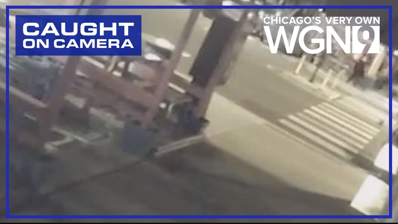 На видео: ночная стрельба в районе Ирвинг-Парк привела к ранению трех человек.