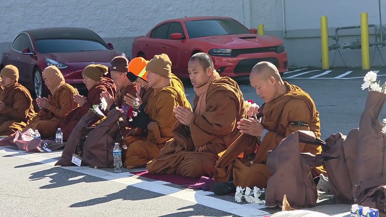 Dec 31st, 2025: Walk For Peace in the World by Buddhist Monks; Lunch Offering at Walmart