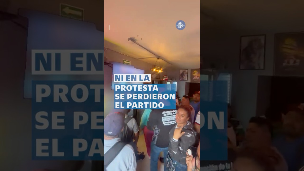 Captan a maestros de la CNTE pausando su marcha para ver el Mundial #CNTE #shorts