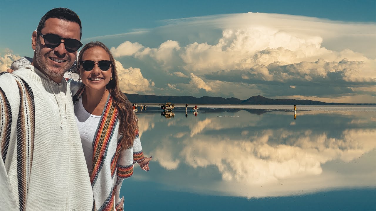 SALAR DE UYUNI ESPELHADO -  O maior deserto deserto de sal na melhor época