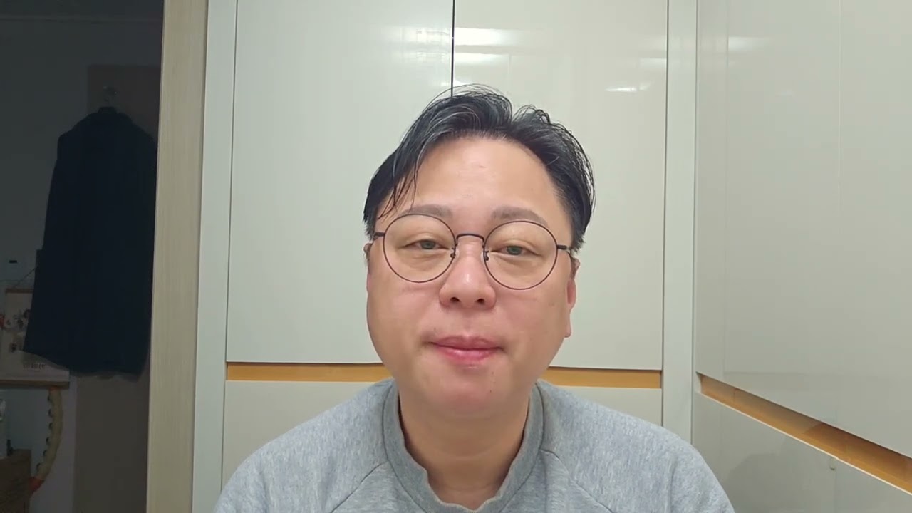 아침긍정확언 559일차. 인생은 멀리서 보면 희극이고, 가까이서 보면 비극이다. 
