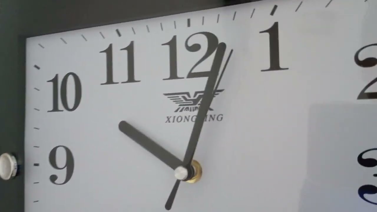 Changing the clocks back for the end of Daylight Saving Time (2023-2024)