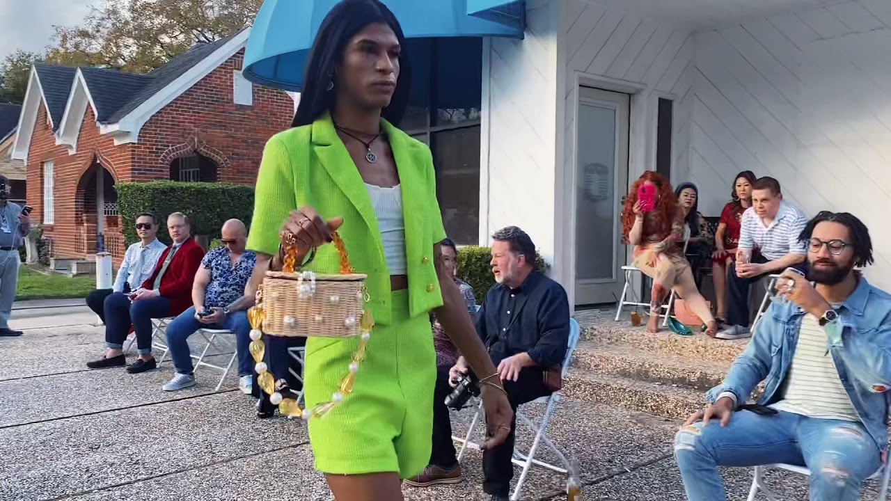 How to host a fashion show? Milanblocks 22ss collection fashion show in Houston