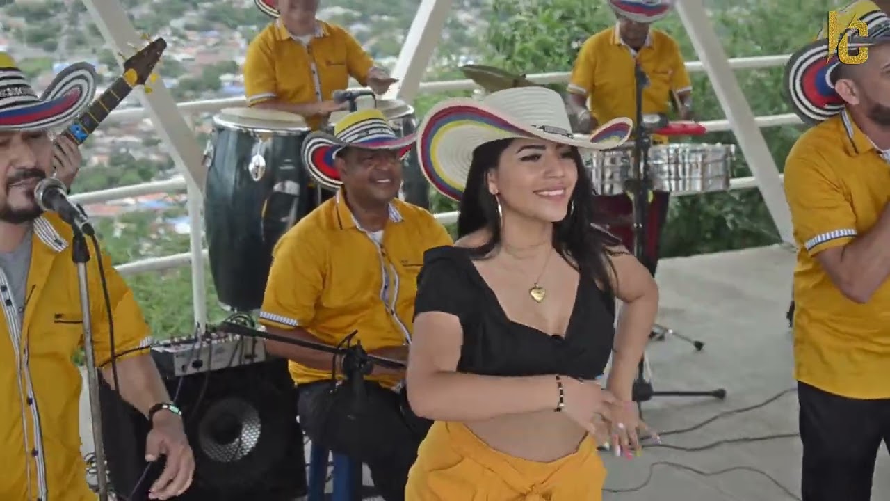 Imperio Corralero Mix - Mosaico El vivo vive del bobo