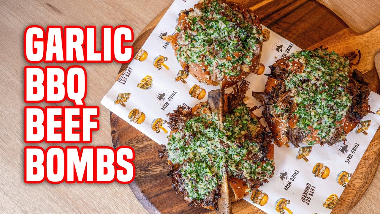 Блюда &laquo;Говяжьи бомбы с чесноком и соусом барбекю&raquo; в ресторане Third Wave BBQ