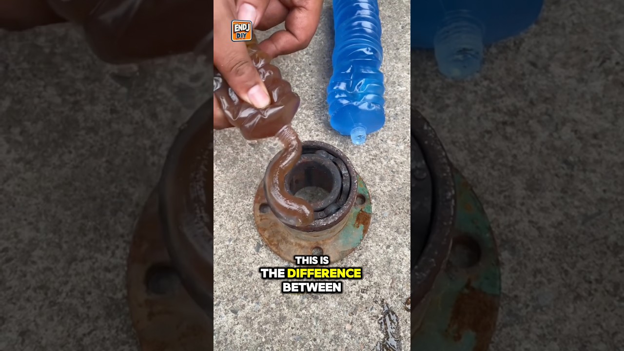 Обычная смазка против высокотемпературной смазки #смазка #хак #carfix #endjdiy #mechanic
