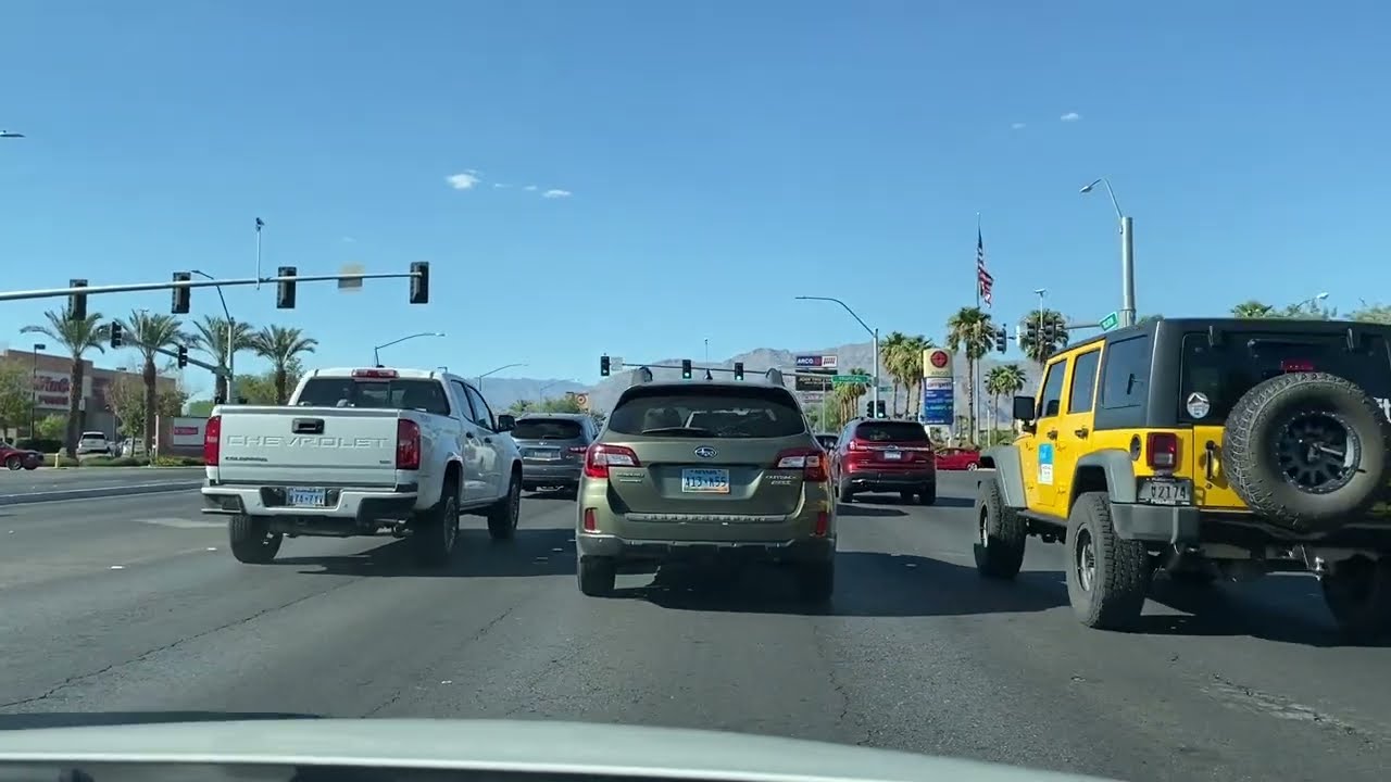 Beautiful North Las Vegas, Nevada. Driving Decatur Blvd to Elkhorn Rd