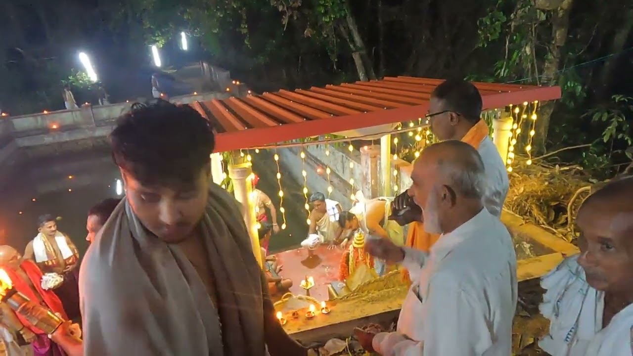 ಪೆರ್ಮುದೆ ಸೋಮನಾಥೇಶ್ವರ ದೇವಸ್ಥಾನ- ಜಳಕದ ಬಲಿ ಮತ್ತು ದೈವದೇವರ ಭೇಟಿ