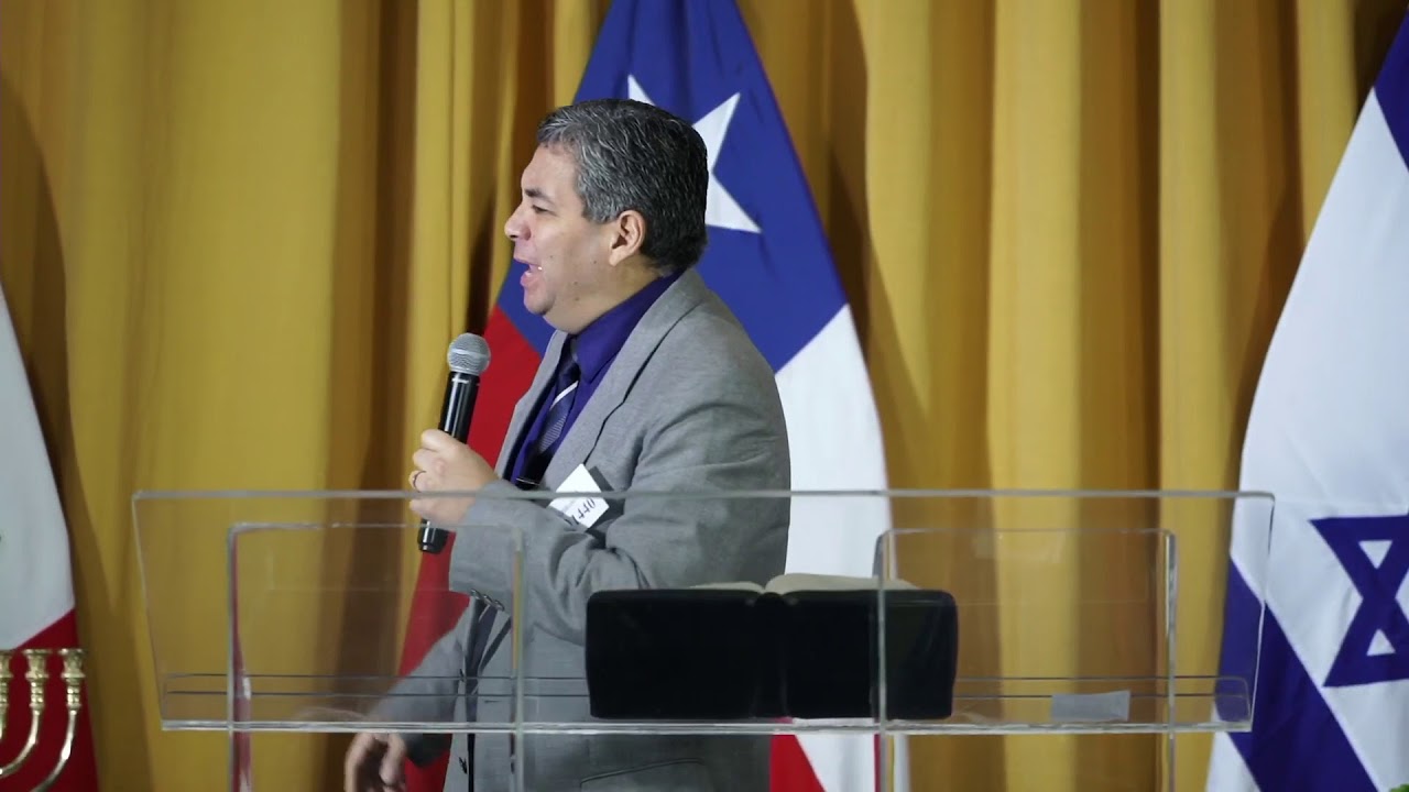 Pastor Marcos Morales -