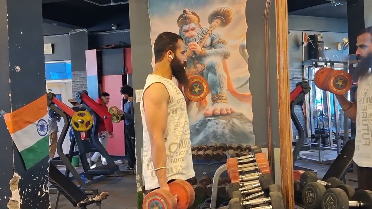 EPISODE  : [ back & biceps] workout with #isitreal888 #daliyvlog #fitwithme 