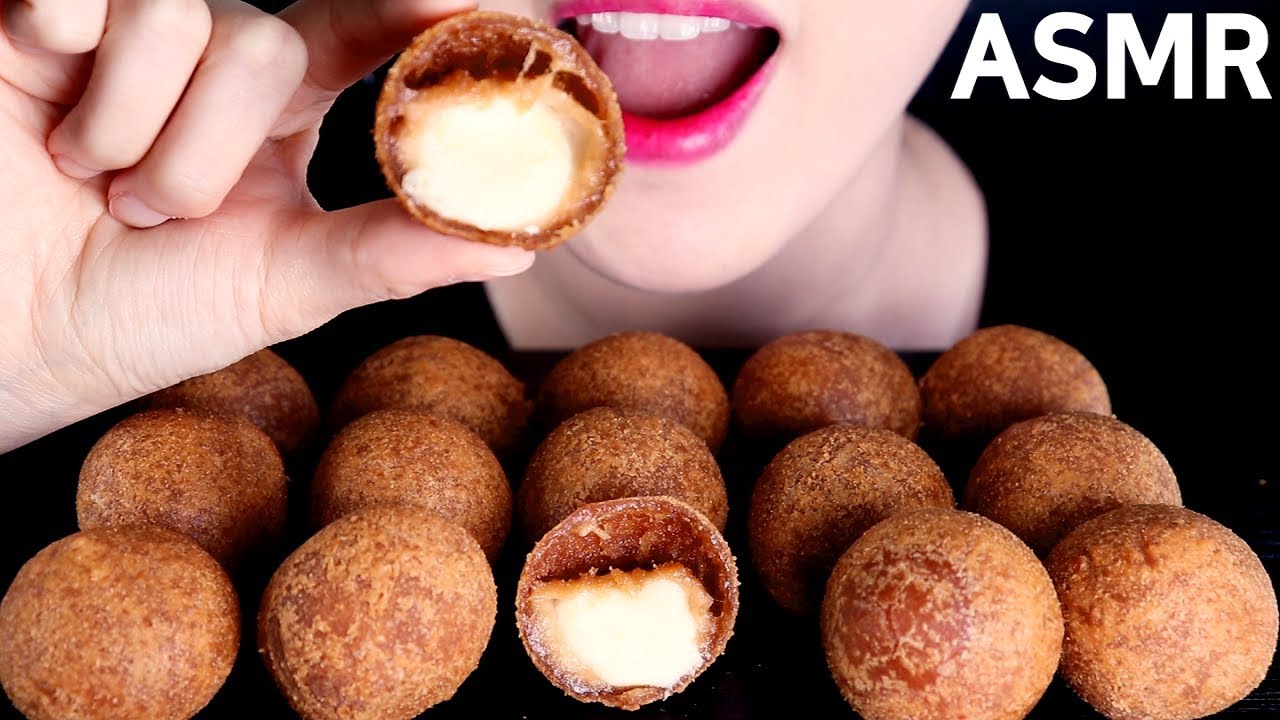 ASMR Only Cheeseball eating sounds MUKBANG달콤바삭 치즈볼만 먹방咀嚼音 チーズボールだけ食べる