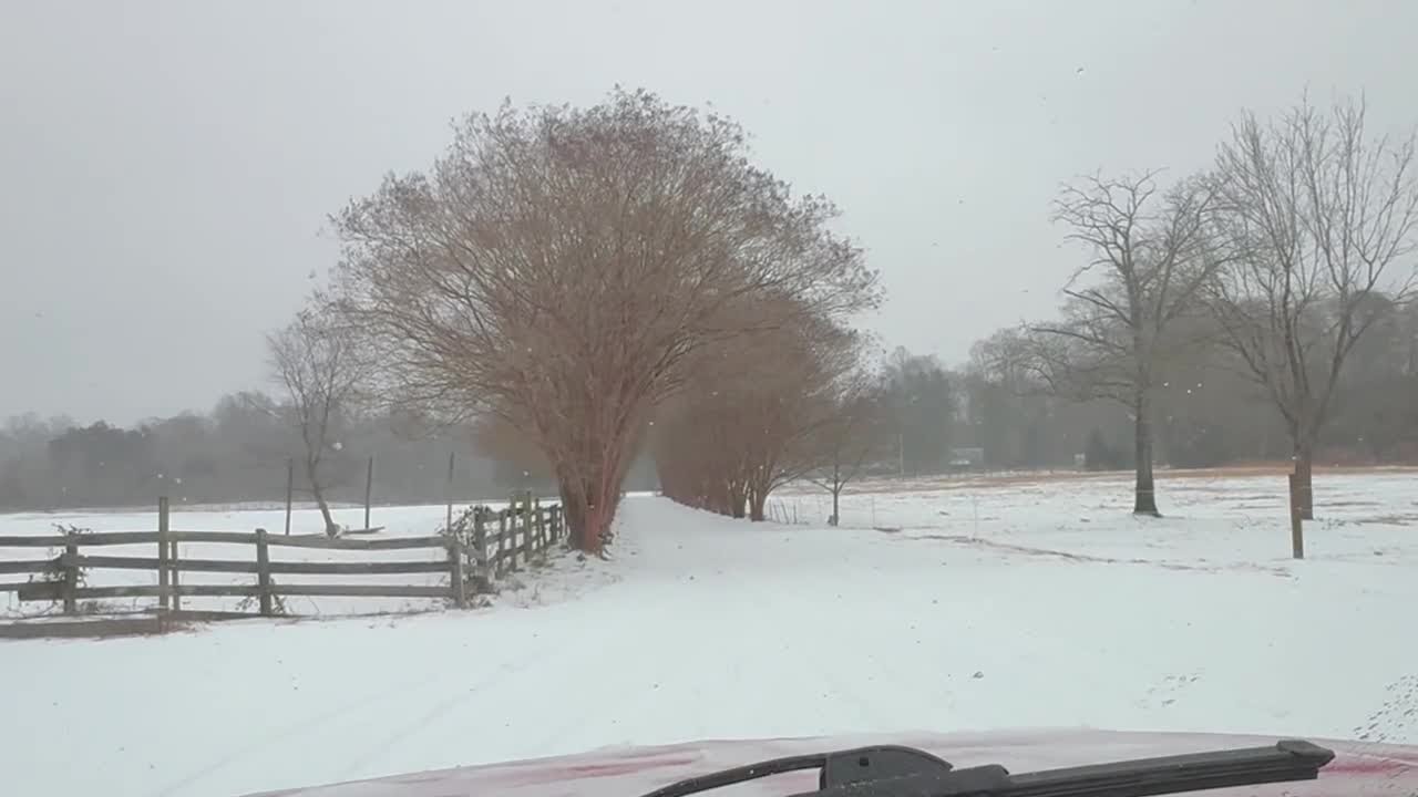 Virginia snow day in Mechanicsville on Sunday, Jan. 25, 2026