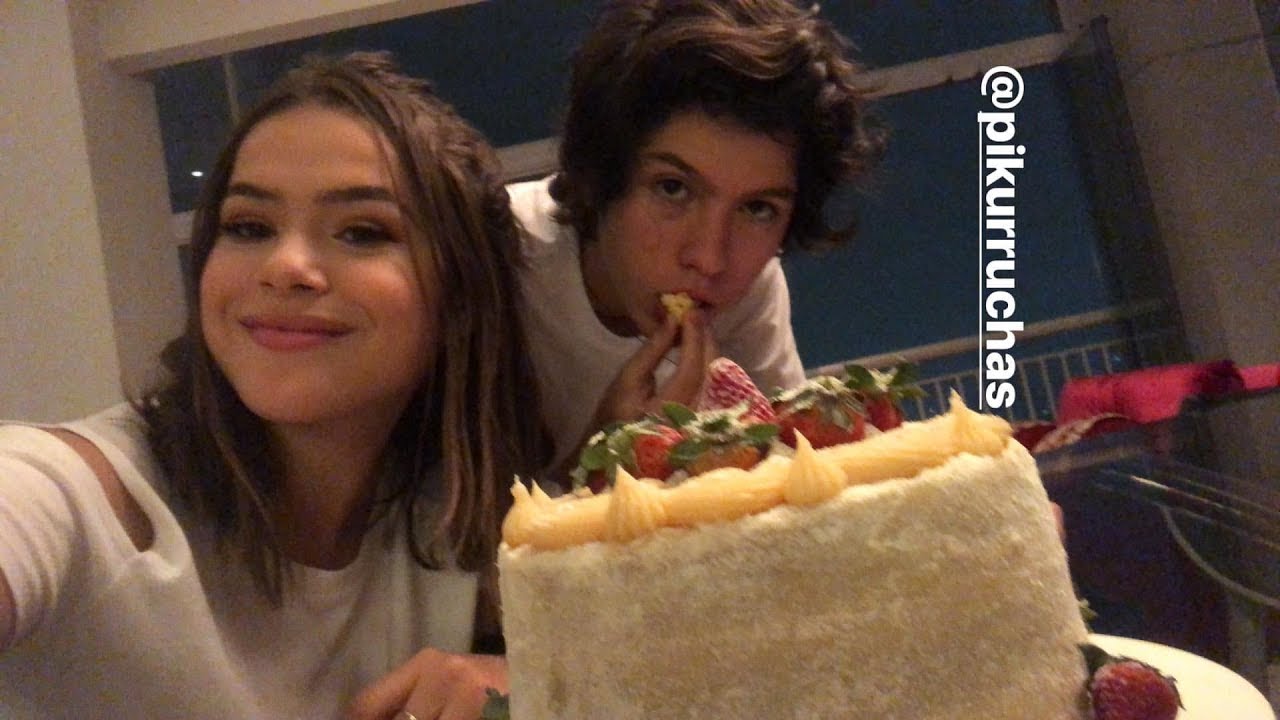 MAISA COMEMORANDO O ANIVERSARIO DE 17 ANOS DO NAMORADO