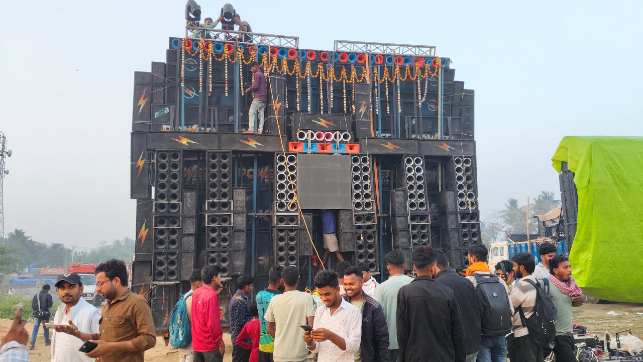 all dj Setup unloading to motto mela 2026