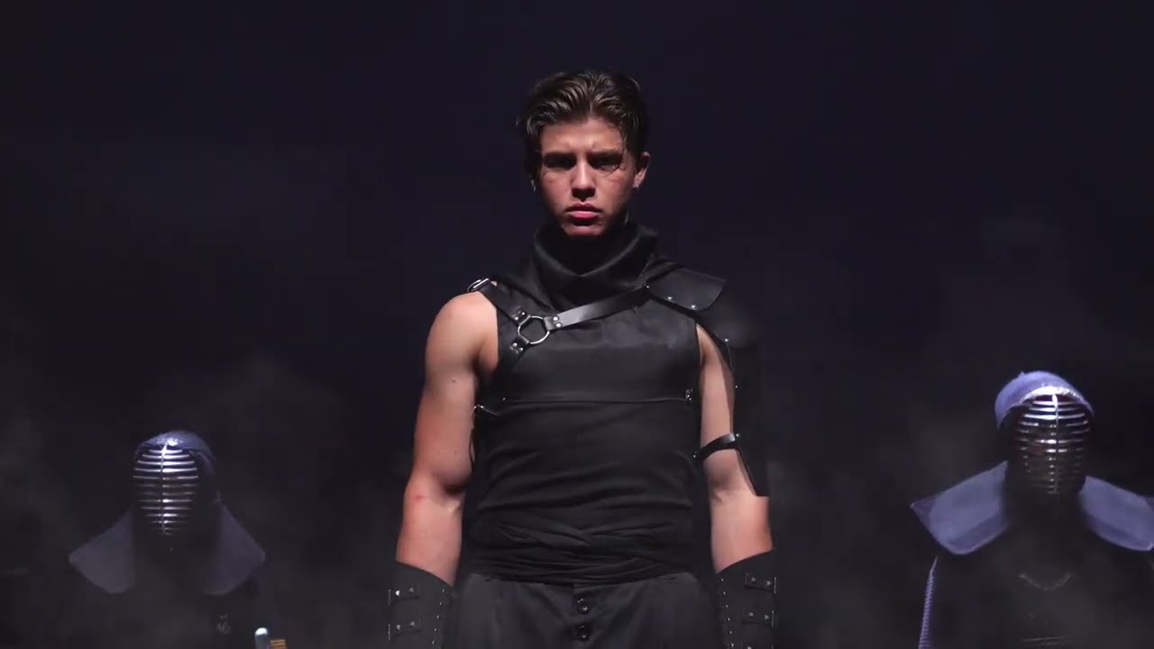 Young Kendi - Guerrer@ (Official Video - Black Version)