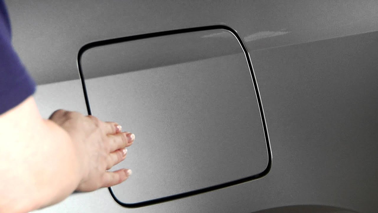 BMW i3 Charging Port Flap | BMW How-To