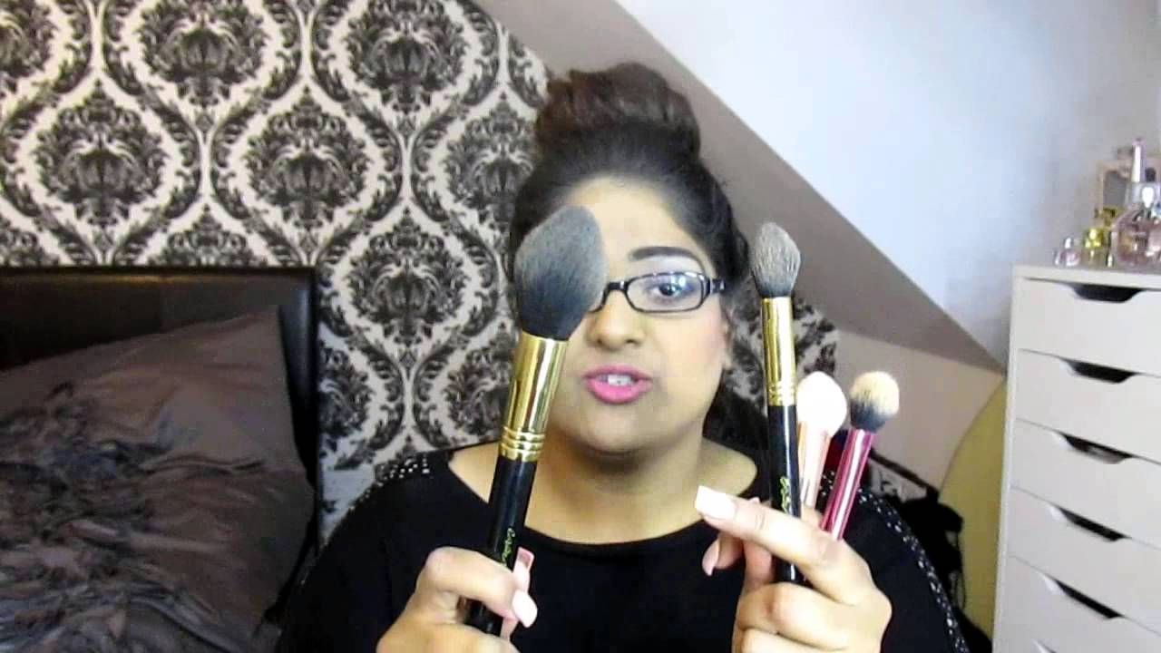 All about Makeup brushes! Wash, Storage + A-Z Guide
