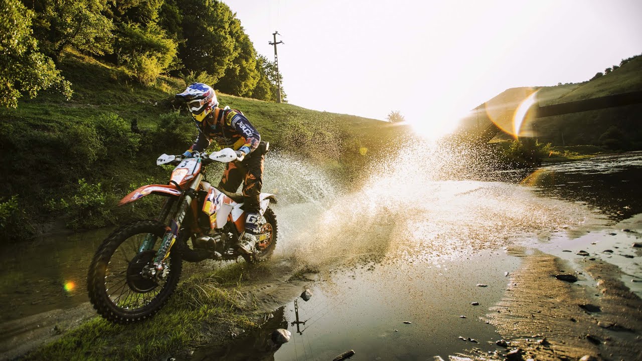 Red Bull Romaniacs 2015: Enduro Racing Deep in Transylvania Countryside: Day 1