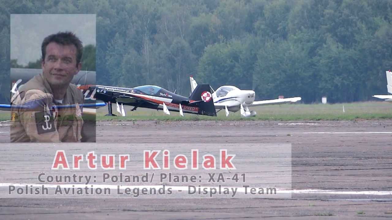 Artur Kielak - extreme aerobatics - Bemowo On Air 2013