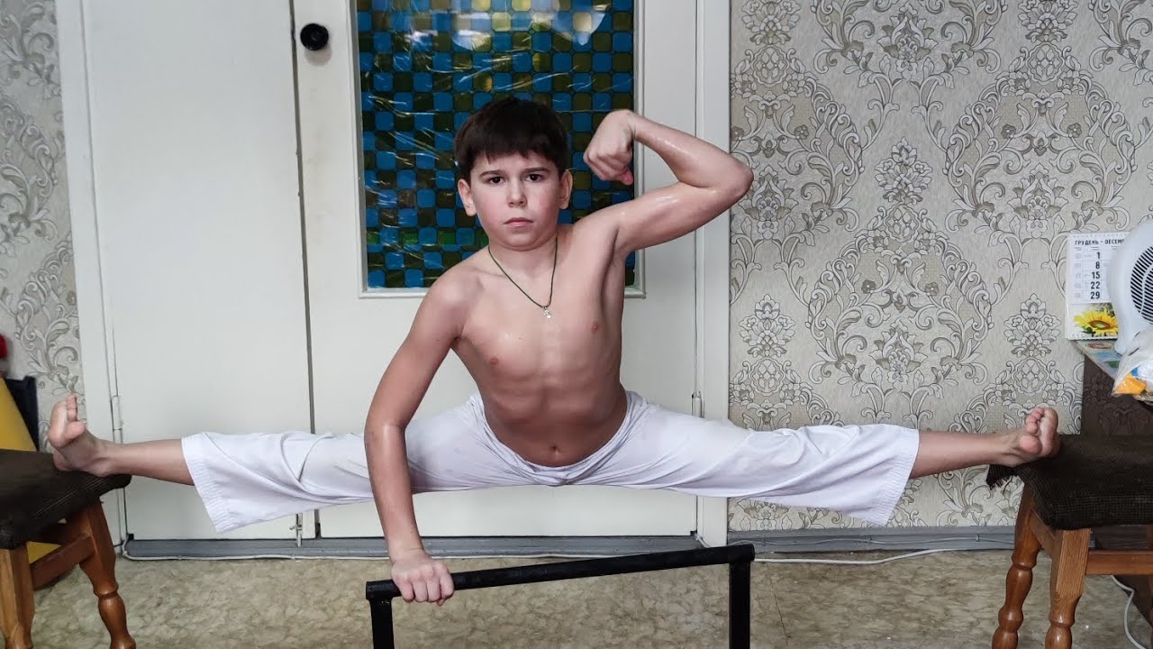 Младший Брат, покажет свой шпагат!💪🥋💪🥋🤝