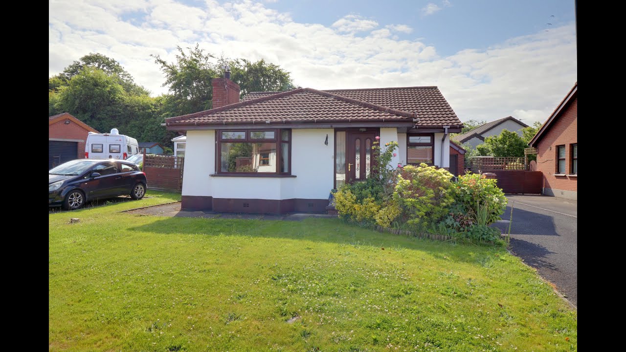 33 The Chanderies, Greyabbey