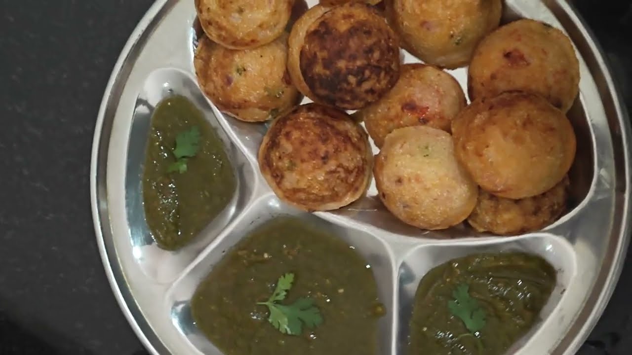 आज मैंने बनाया सब्जियों से भरपूर सूजी के appe 