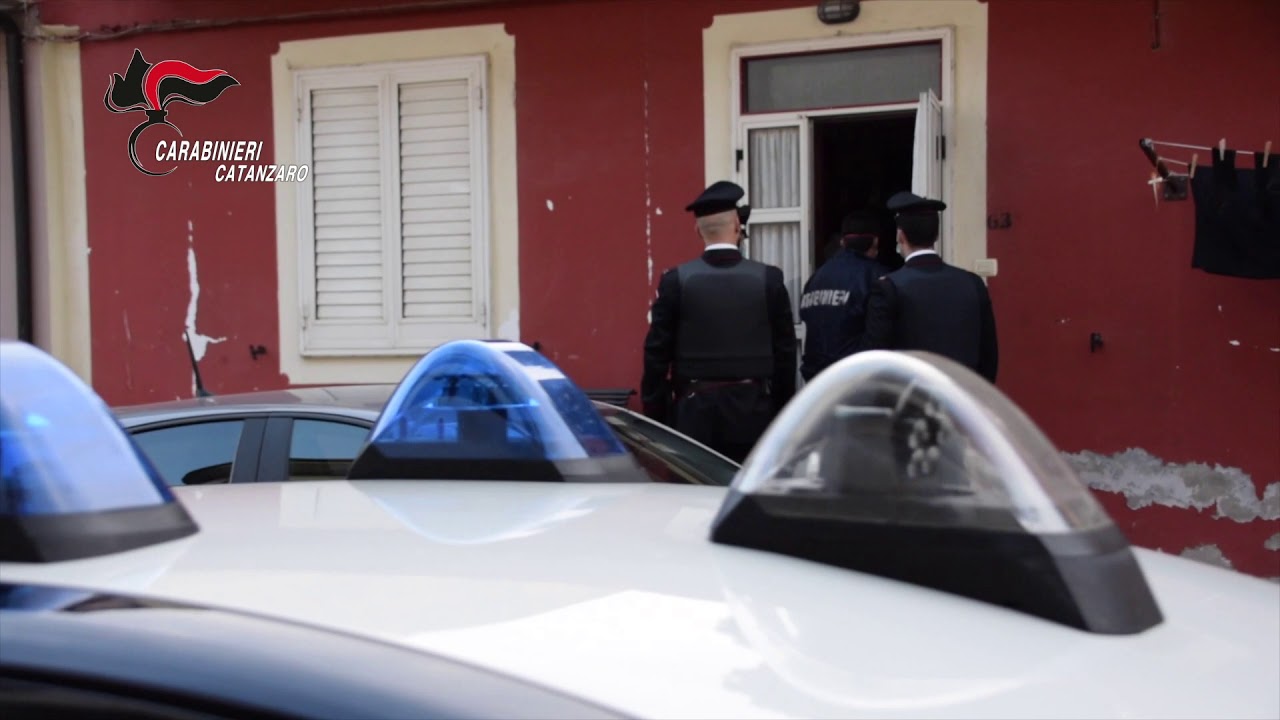 Usura ed estorsione, quattro arresti a Isola capo Rizzuto