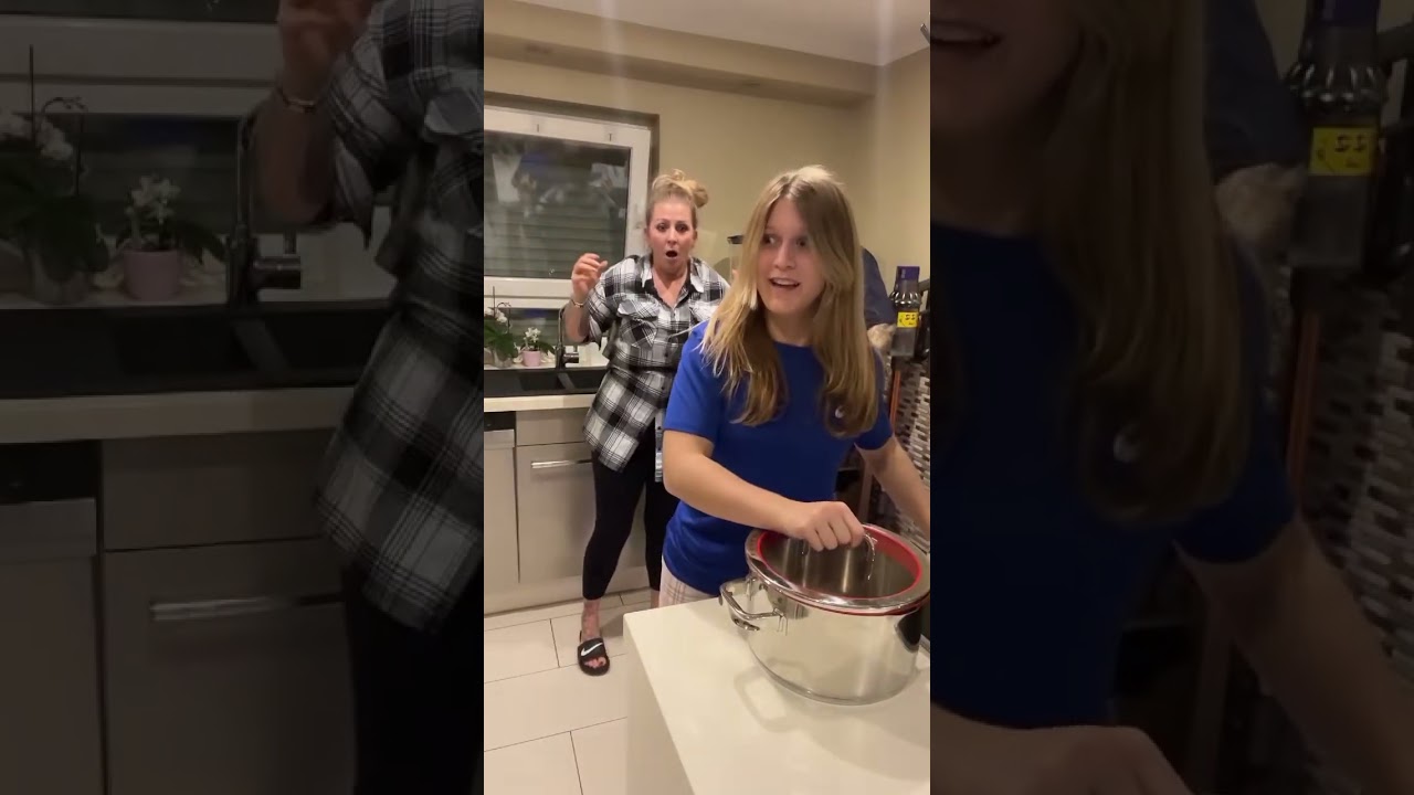 &lsquo;Ahhh I Feel Good!&rsquo; Scare Prank 😂 #shorts