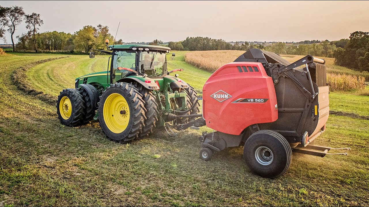 KUHN VB 560 VS JD Bale Comparison