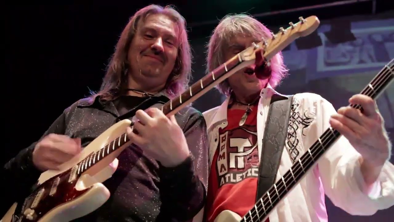 Martin Turner ex Wishbone Ash - Blowin Free - Live at the Citadel