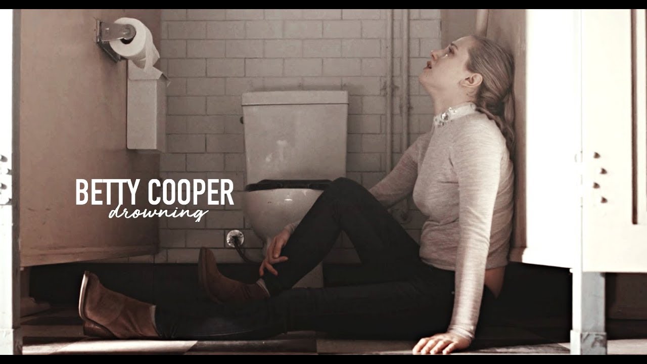 BETTY COOPER - drowning [2x13]