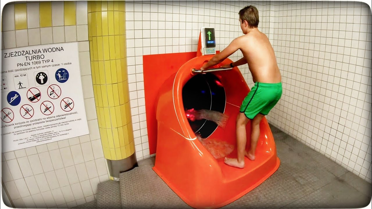 Pomarańczowa zjeżdżalnia TURBO KAMIKADZE - Park Wodny Tarnowskie Góry | ForumWiedzy