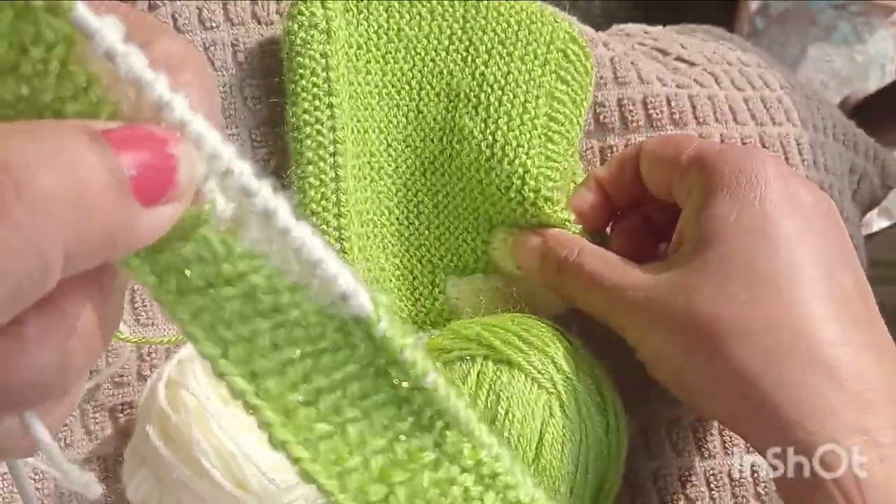 How to knit easy Booties 🧶 🪢 🧦... #knitting #easy #booties 
