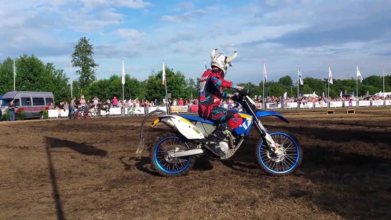 DE NACHTDRAVERS tijdens de Paardenkrachtenshow 2016
