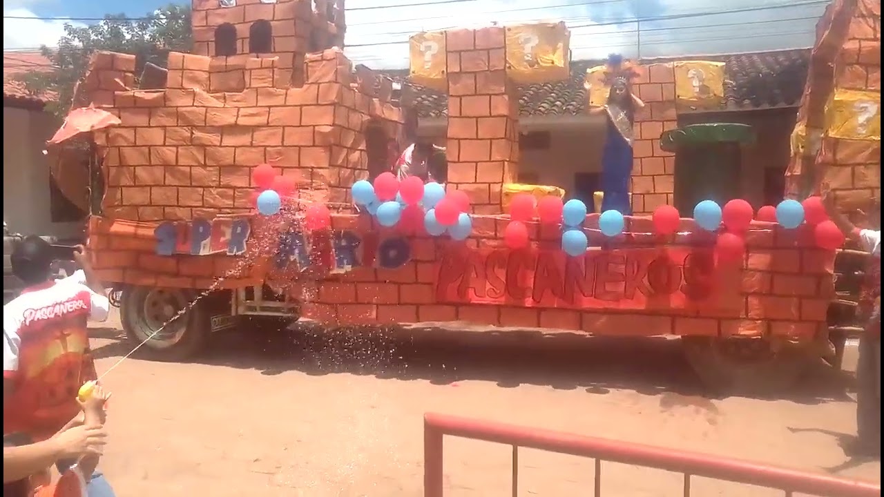 Primer día de carnaval aquí en San José de Chiquitos 