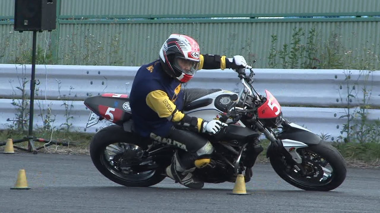 2016 5 22 Dunlop Moto Gymkhana King of Gymkhana Sakuta 選手 MT-07 heat 2