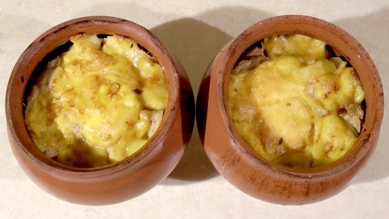 Индейка в горшочке с картошкой, грибами и сыром. Пальчики оближешь.